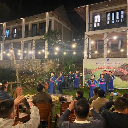 Ba Be Lakeside Bungalow Hotel Coc Pouc ภายนอก รูปภาพ